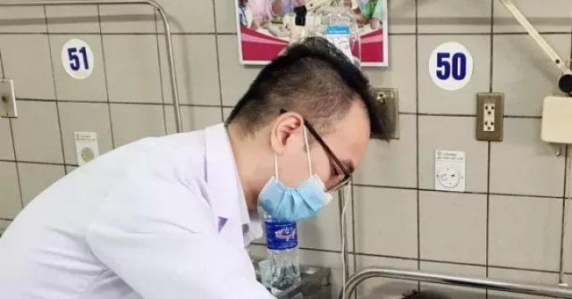 Làm việc dưới trời 40 độ, nam thanh niên bị suy thận cấp vì không uống nước