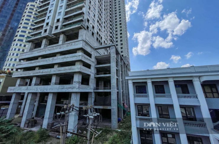 Hơn 17 năm trôi qua, dự án vẫn là khối bê tông dang dở, xuống cấp, gây mất mỹ quan đô thị, gây lãng phí tài nguyên đất, ảnh hưởng nghiêm trọng đến môi trường đầu tư.