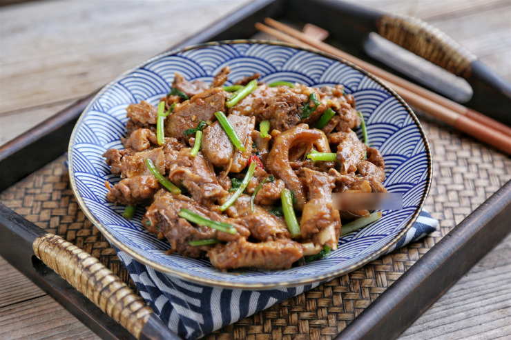 Loại thịt nên ăn trong lúc nóng điên người này, giúp bổ âm, ấm dạ dày, tăng cường sức khỏe, còn mát rười rượi - 7