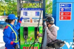 E10 trước giờ G: Người dân nói gì về loại xăng mới?