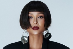 H'Hen Niê lần đầu ngồi 'ghế nóng' The Face