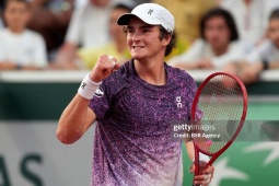 Hấp dẫn tennis Roland Garros: Sao trẻ Fonseca kịch chiến 5 set, hẹn đấu Djokovic