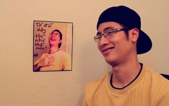 JVevermind thường tự hóa thân thành các nhân vật như Trần Đức Nam và Lung Thị Linh trong vlog của mình.