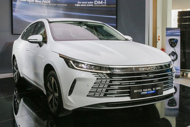 BYD Seal 5 giảm giá lên đến 70 triệu đồng tại Việt Nam