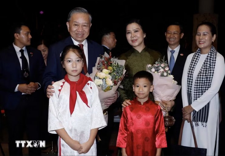 Tổng Bí thư, Chủ tịch nước Tô Lâm và Phu nhân bắt đầu thăm Singapore - 6