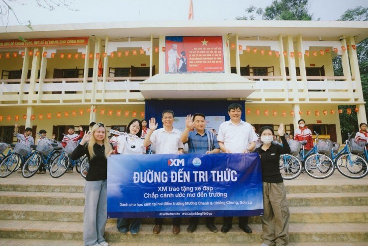 XM đồng hành cùng học sinh vùng cao Việt Nam nhân dịp quốc tế thiếu nhi