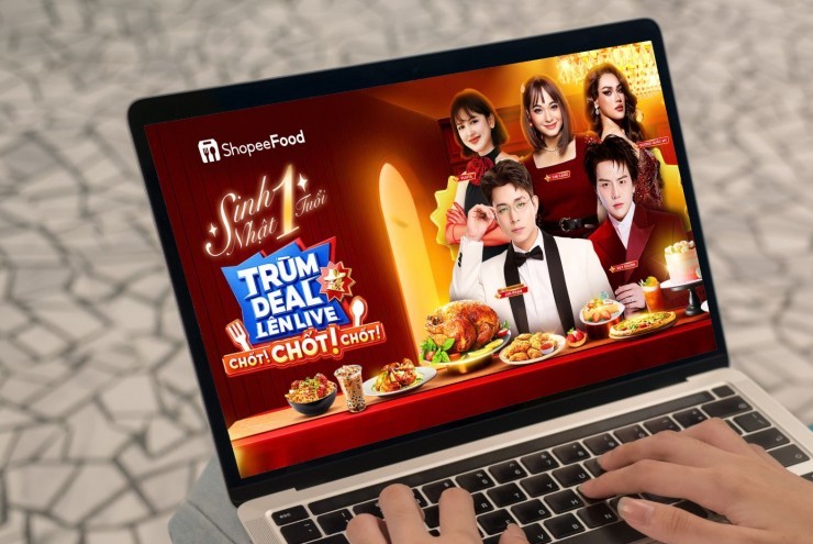 ShopeeFood tạo sức hút mới trên thị trường đặt món trực tuyến với “Trùm Deal Lên Live”