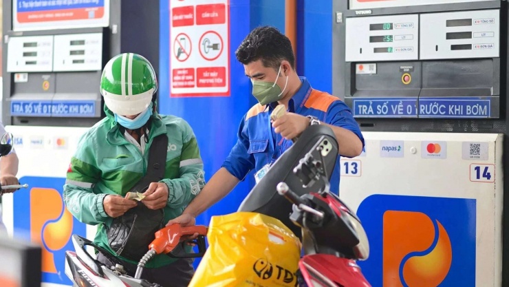 Xăng E10RON95 chính thức thay thế xăng khoáng RON95 trên thị trường ngày 1/6 tới.