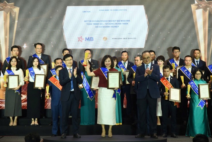 MB ghi dấu ấn với 5 giải thưởng Sao Khuê 2026 