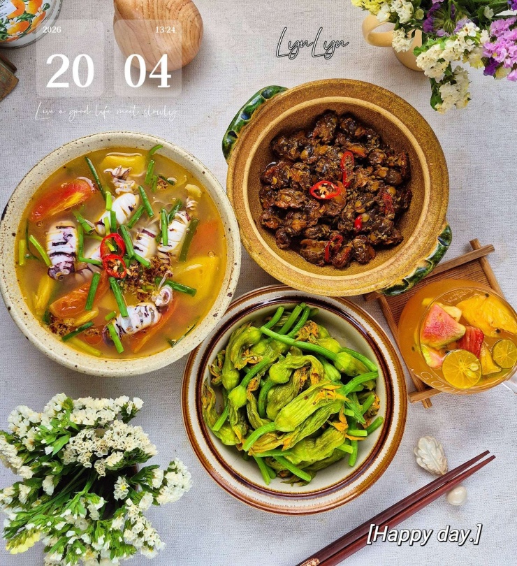 Món sò lông kho sả ớt có màu sắc hấp dẫn, dậy hương thơm của sả tỏi cùng vị cay nhẹ kích thích vị giác.