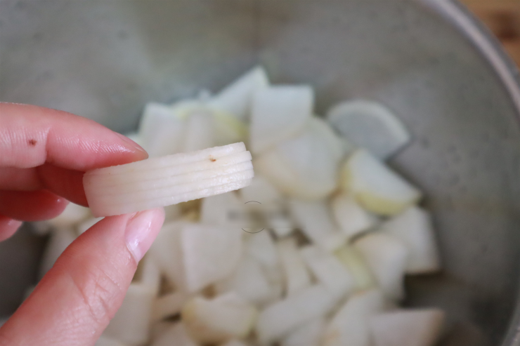 Loại rau trắng tươi mát, tạo cảm giác thèm ăn, giòn ngọt, còn thanh nhiệt, giải độc, tháng 5 nhất định phải ăn - 3