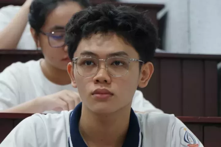 Đại học Quốc gia TPHCM lên tiếng vụ thi đánh giá năng lực nghi giống đề nước ngoài