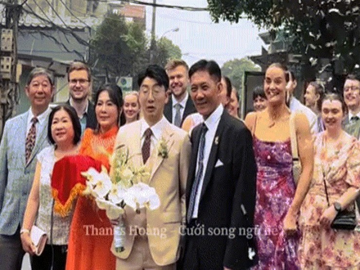 Chú rể Na Uy vượt 9.000km, thực hiện thử thách độc đáo để đón cô dâu Việt