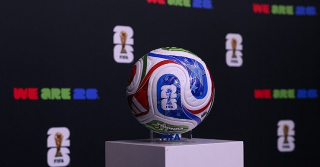 Quả bóng World Cup 2026 có gì đặc biệt mà cần sạc điện trước khi dùng?
