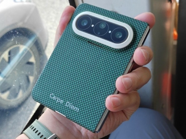 Xiaomi 18 Fold sẽ có thiết kế gập nhỏ gọn, camera Leica 200MP