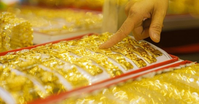 Tối 29-5, giá vàng tăng rất mạnh, bạc cũng theo...