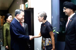 Tin tức trong ngày - Tổng Bí thư, Chủ tịch nước Tô Lâm và Phu nhân bắt đầu thăm Singapore