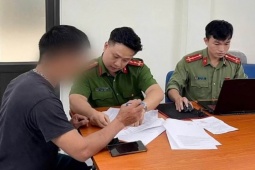Xử phạt Facebooker thường xuyên chia sẻ bài viết của Lê Trung Khoa