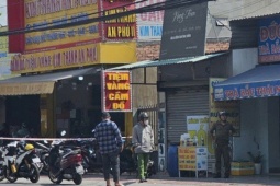 Cướp tiệm vàng ở TPHCM, camera ghi lại cảnh dùng búa gây án: Bắt giữ 6 nghi phạm