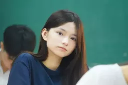 Sĩ tử Hà Nội hồ hởi làm thủ tục dự thi lớp 10 công lập