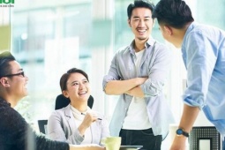 Đi làm nhiều năm mới hiểu: Có 4 kiểu đồng nghiệp càng thân càng giúp bạn tiến xa