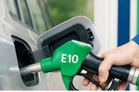 Xăng E10 bị người dùng “hoài nghi”, thợ sửa xe và kỹ sư nói gì?