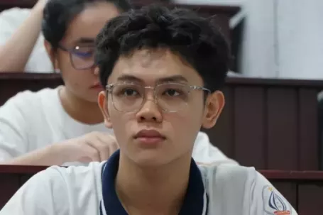 Đại học Quốc gia TPHCM lên tiếng vụ thi đánh giá năng lực nghi giống đề nước ngoài