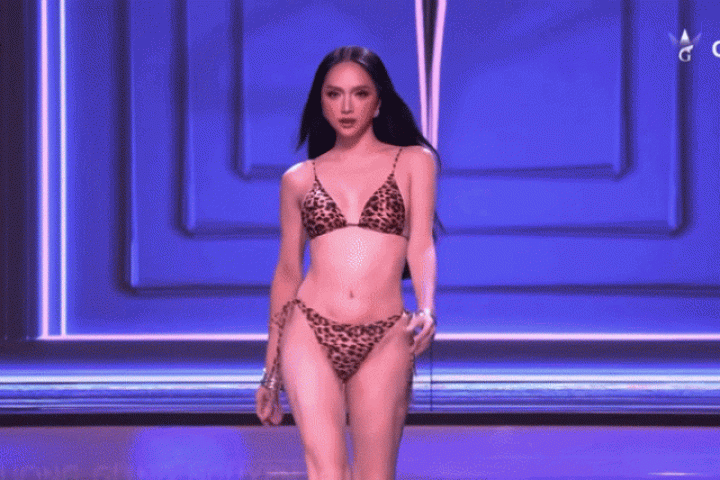 Hương Giang trình diễn bikini 'bốc lửa' trong đêm bán kết hai