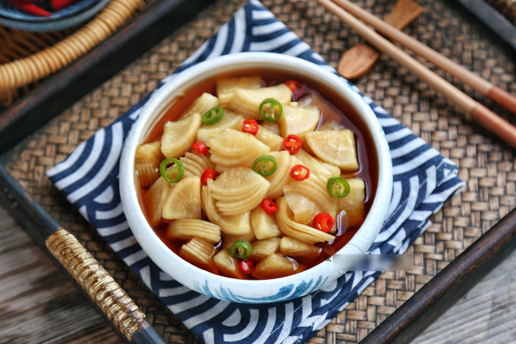 Loại rau trắng tươi mát, tạo cảm giác thèm ăn, giòn ngọt, còn thanh nhiệt, giải độc, tháng 5 nhất định phải ăn - 7