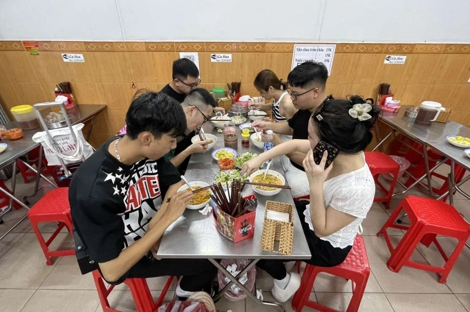 Quán bún chả cá Michelin Bib Gourmand ở Đà Nẵng. Ảnh: Tâm Anh