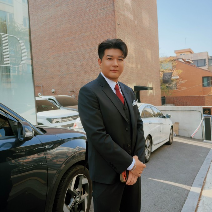 Ngoại hình Shindong sau giảm 20 kg.