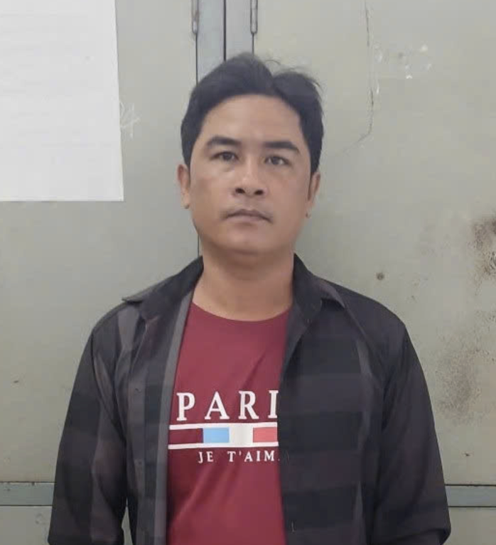 Nguyễn Tấn Phát tại cơ quan công an