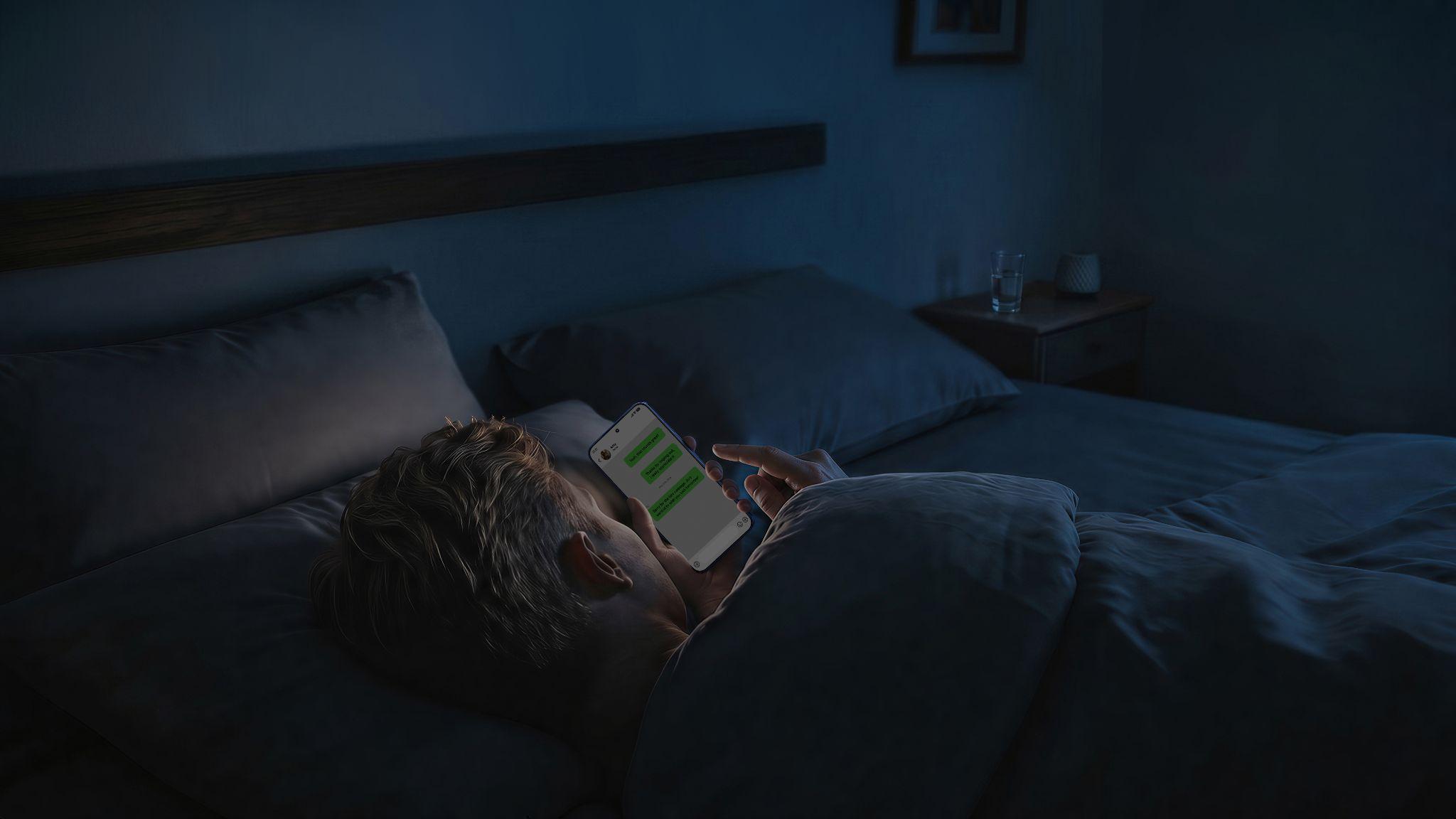 Màn hình 1.5K siêu sáng 3500 nits, tích hợp hệ thống chăm sóc mắt chuyên sâu Xiaomi Vision Care giúp người dùng thoải mái sử dụng suốt đêm dài mà không lo mỏi mệt