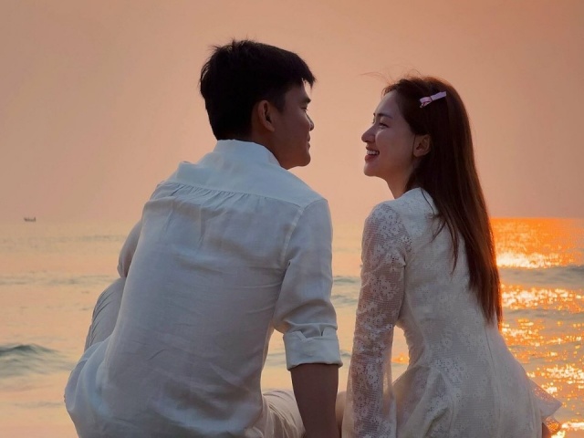 Hòa Minzy và vị hôn phu mừng sinh nhật chung