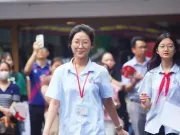 Đề thi, lời giải môn Toán vào lớp 10 ở Hà Nội