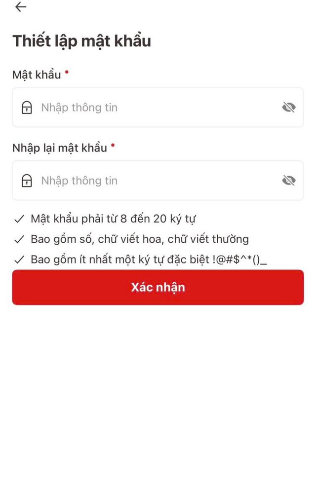 Sau khi xác thực OTP, phụ huynh tiến hành tạo mật khẩu và mã passcode để hoàn tất kích hoạt tài khoản. Ảnh: Đan Tâm.