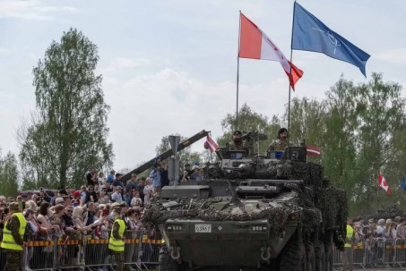 Lữ đoàn đa quốc gia của NATO gây áp lực lớn lên biên giới Nga