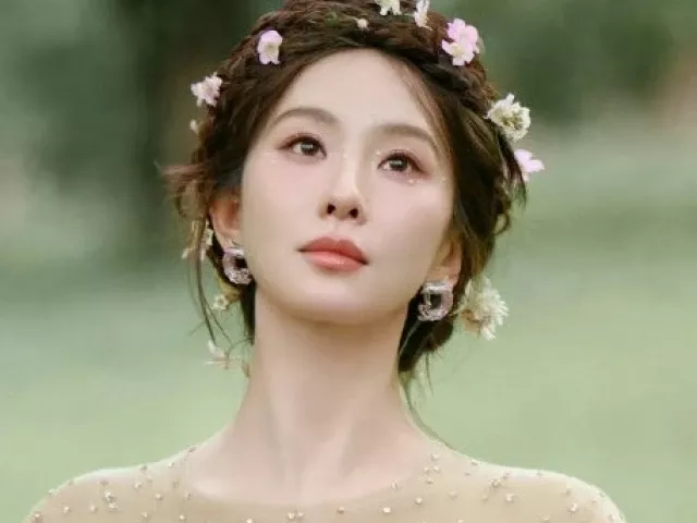 Lưu Thi Thi 'mê hoặc' cộng đồng mạng