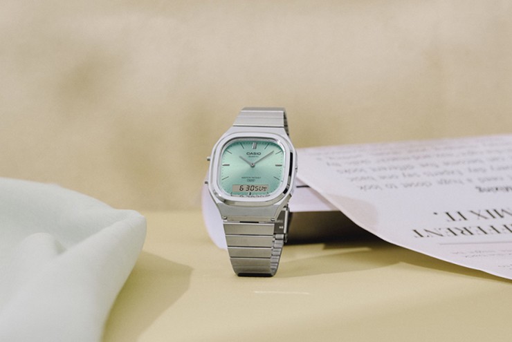 Casio&nbsp;AQ240E-2A.