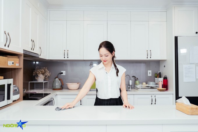 Căn hộ hơn 100 m2 gần Hồ Tây của Lan Phương - 5