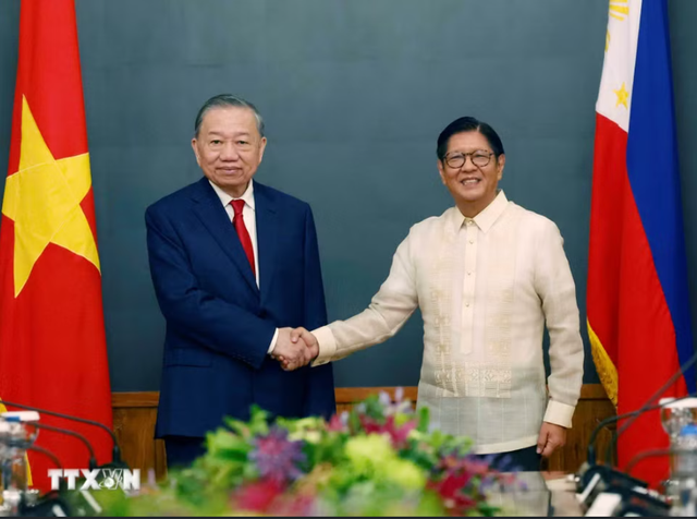 Tổng Bí thư, Chủ tịch nước Tô Lâm và Tổng thống Philippines Ferdinand Romualdez Marcos Jr.. Ảnh: TTXVN