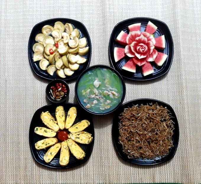 Những mâm cơm hè dao động 100.000 đồng cho 3-4 người của mẹ Hà Nội - 16