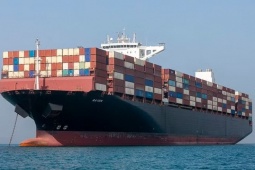 Rộ tin quân đội Mỹ bí mật dẫn đường cho tàu thuyền đi qua eo biển Hormuz