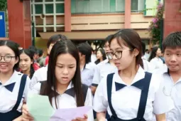 TPHCM giải đáp những 'bất thường' trong ngày đầu thi vào lớp 10