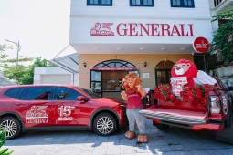 Generali mang chuyến xe “Hành trình kết nối trăm điểm tin cậy” ghé thăm các Văn phòng Tổng Đại lý tại miền Nam