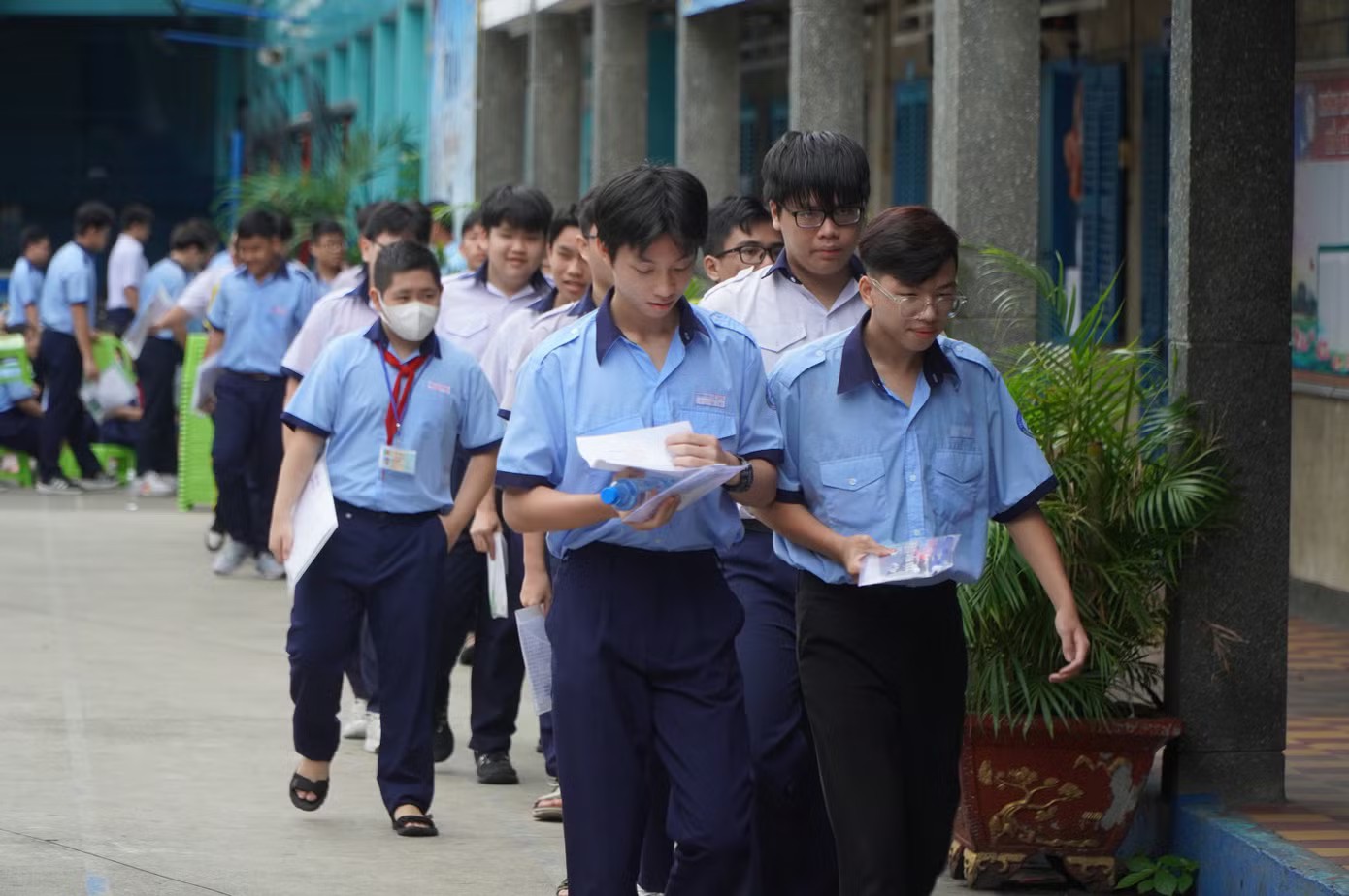 Thí sinh chính thức bước vào kỳ thi tuyển sinh lớp 10 năm học 2026-2027