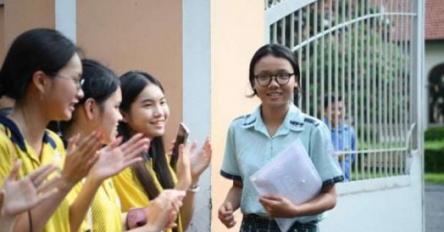 Đề thi tiếng Anh lớp 10 TP.HCM: Vừa sức nhưng phân hóa cao