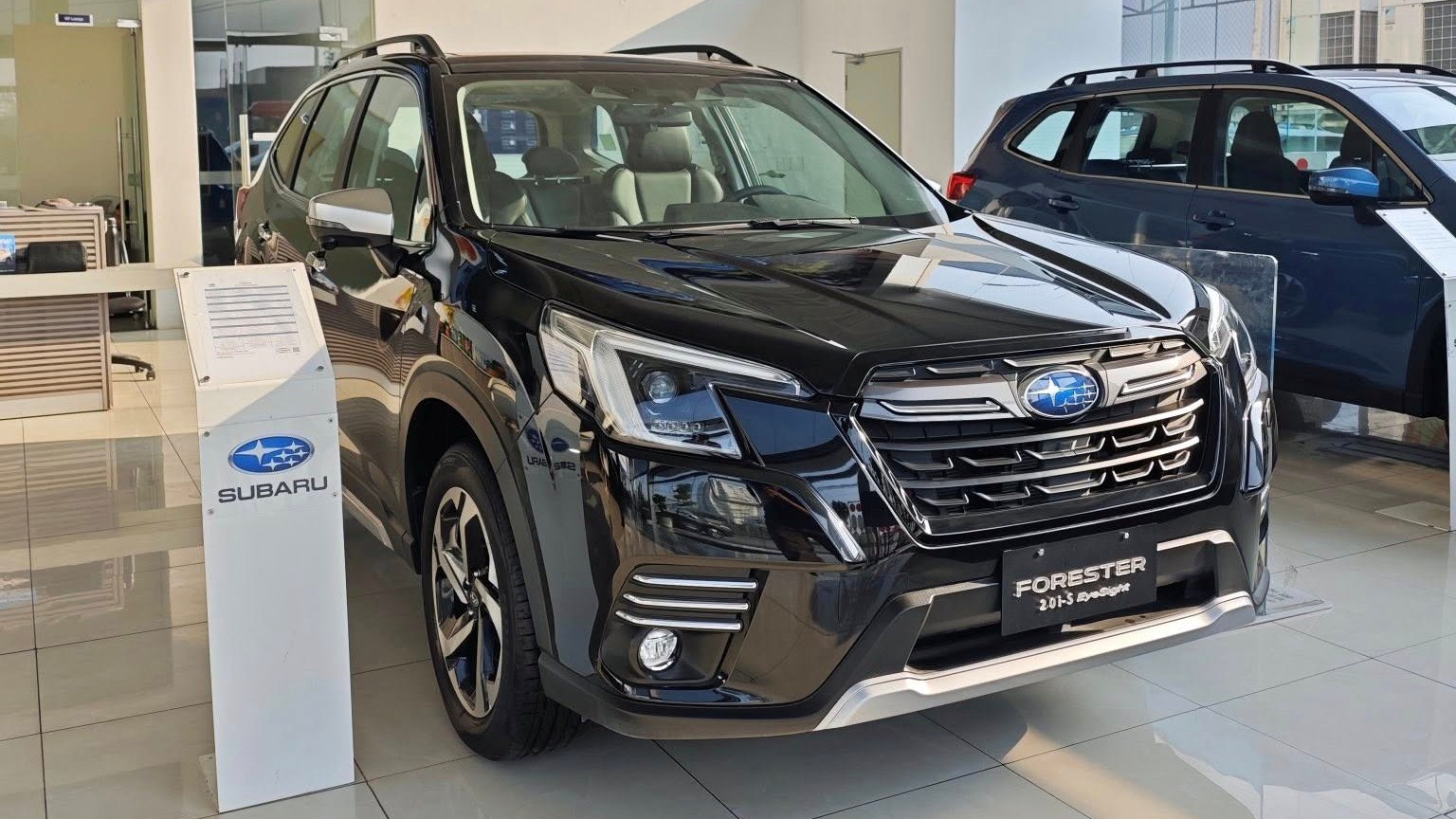 Forester 2.0L nhập khẩu nguyên chiếc từ Thái Lan đang có mức giá tốt để sở hữu.