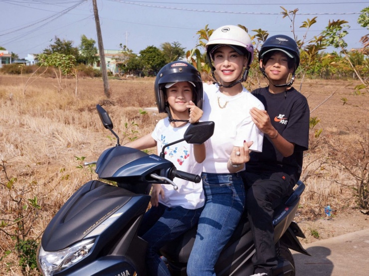 Ảnh sao 2/6: Chồng Ngô Thanh Vân gọi con gái là 'Huy Trần mini' - 1