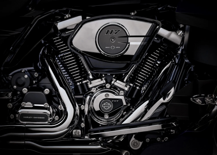 Thợ sửa xe bị dầu máy bắn vào người, Harley-Davidson triệu hồi gấp gần 90.000 xe - 2